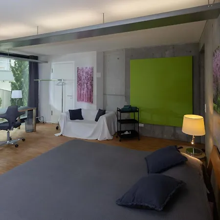 Lollipops-100qm-5bed-parken-view דירה *