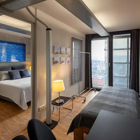 Lollipops-100qm-5bed-parken-view דירה *