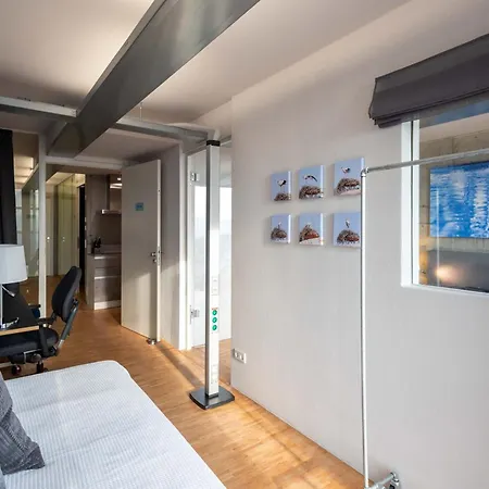 Lollipops-100qm-5bed-parken-view דירה *